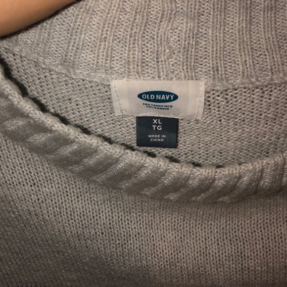 Old Navy sweater - Picture 2 of 2
